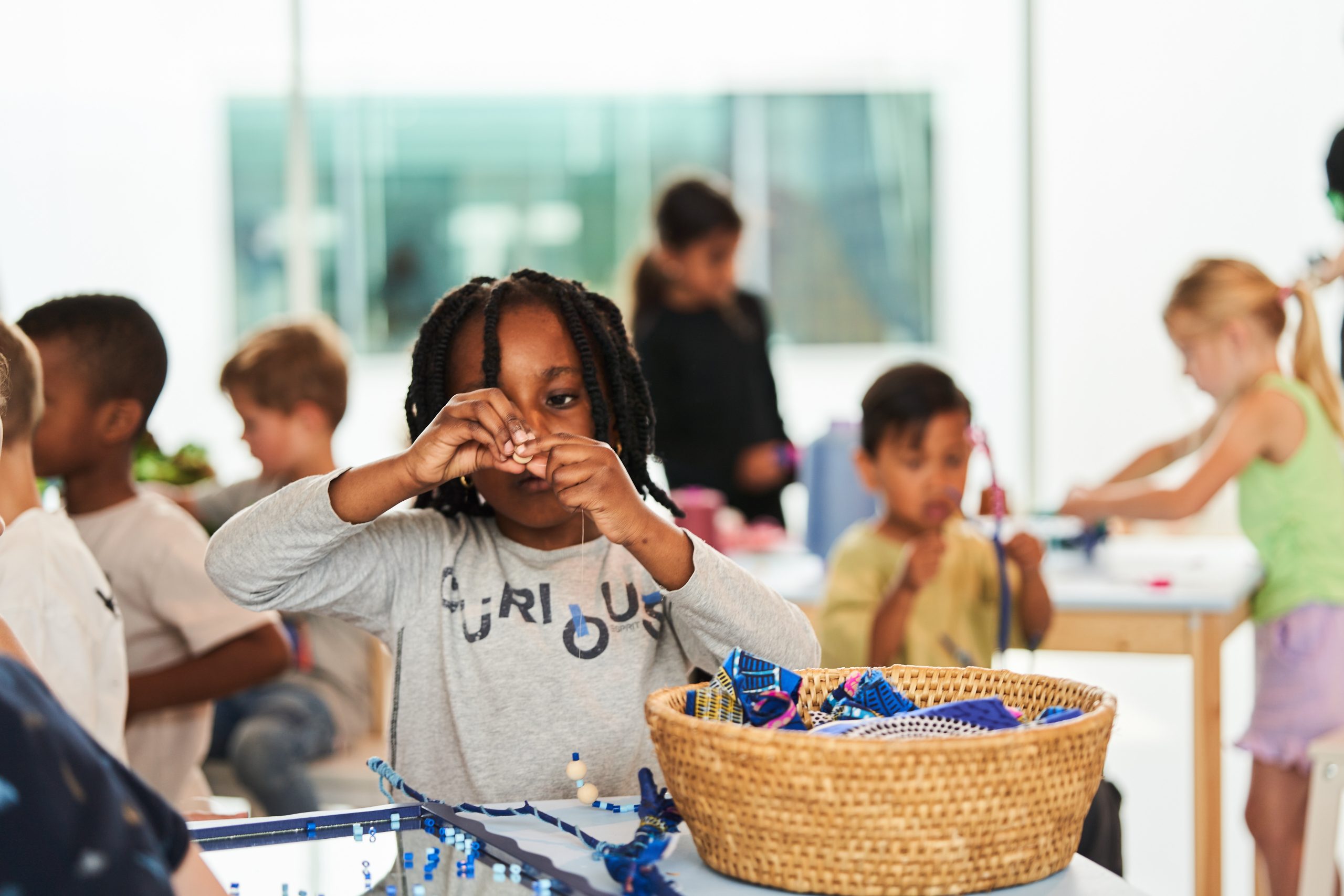 Speurtocht 'Blauw' geopend in de Nieuwe Bibliotheek en Kunstlinie in Almere